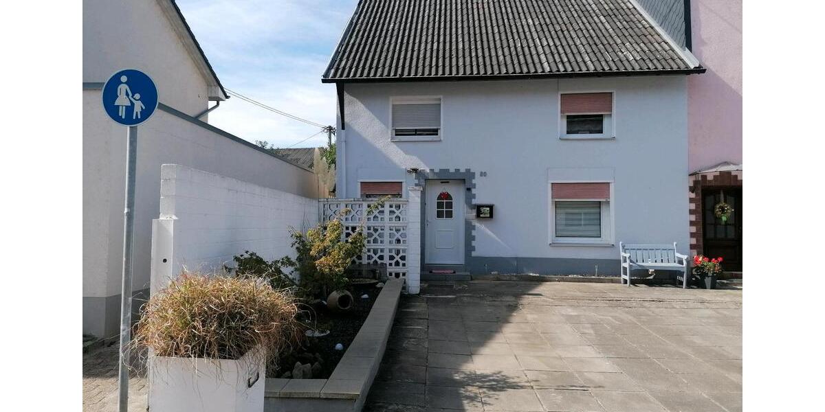 Einfamilienhaus in SLS Lisdorf Provisionsfrei 6 zimmer