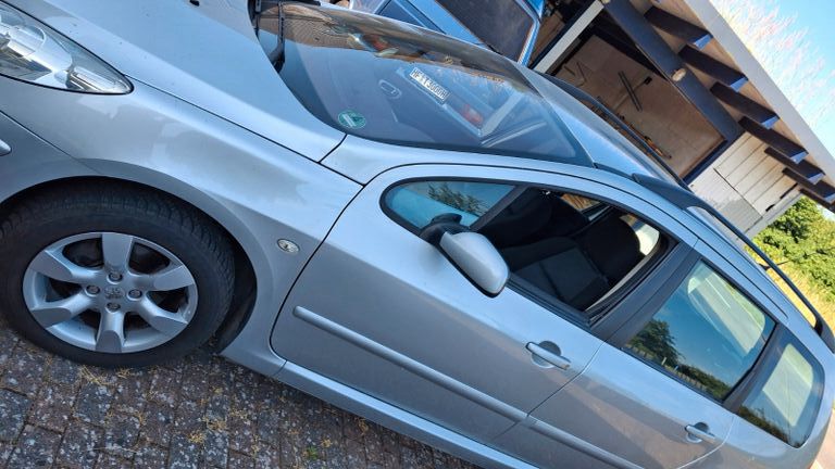 Peugeot 307 108.000 km 2.230 &euro; Bünde 32257