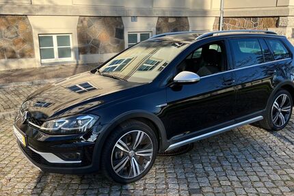 VW Golf 98.000 km 22.999 &euro; Leipzig 04159