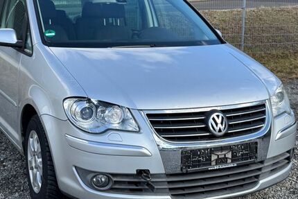 VW Touran 220.000 km 1.290 &euro; Meckenbeuren 88074