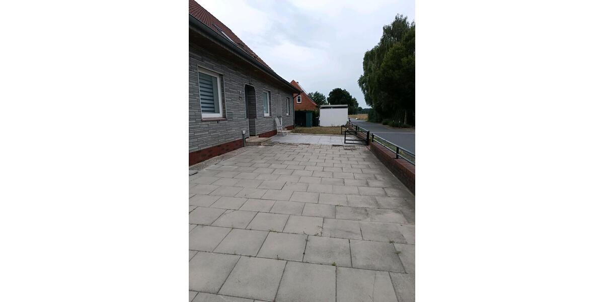 Erdgeschoßwohnung Weyhe - 2 Zimmer, 110 m&sup2;, 750&euro; | Angebot:24843019