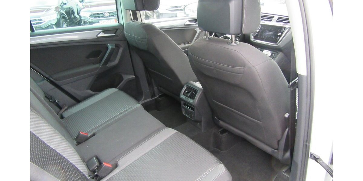 VW Tiguan Active 1.5, NAVI, LED 88.000 km 24.890 € Gernsheim 64579