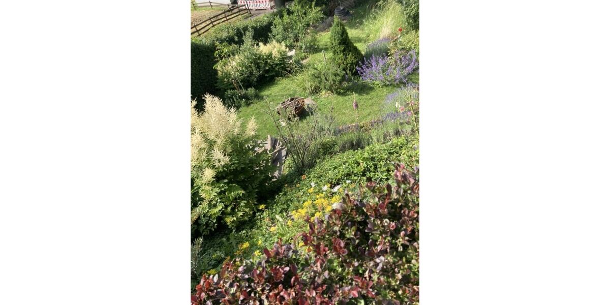 Provisionsfrei* Haus in sehr guter, ruhiger Wohnlage mit Weitblick über Sundern zu verkaufen - Einfamilienhaus Sundern | Angebot:26104902