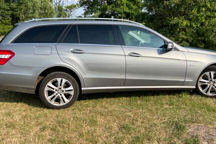 Mercedes-Benz E 250 183.000 km 10.900 &euro; Dannenberg 21357