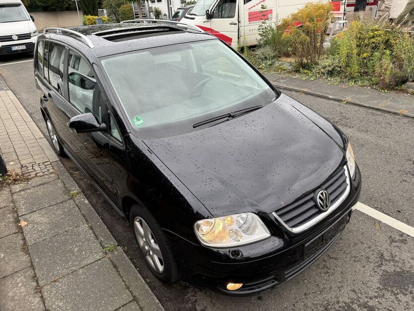 VW Touran 213.000 km 1.300 € Erftstadt (bei Köln) 50374
