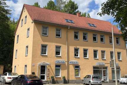 Wohnung Zwickau Niederplanitz - 4 Zimmer, 81 m&sup2;, 570&euro; | Angebot:27348687