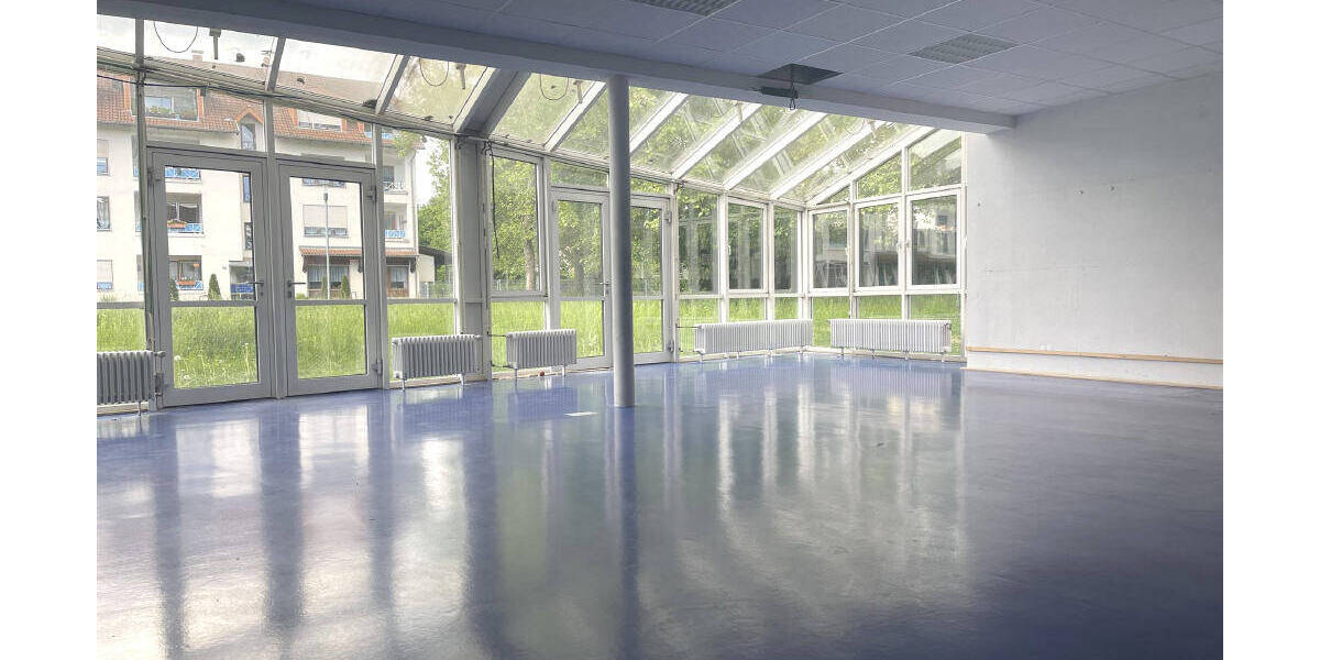 Gewerbeobjekt Singen (Hohentwiel) Singen - 325.000&euro; | Angebot:25708463