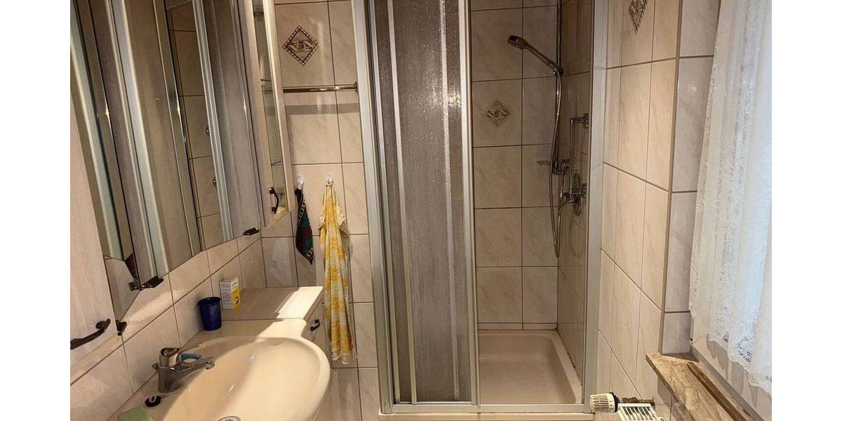 Mehrfamilienhaus, Wohnhaus Bad Salzungen Kloster - 6 Zimmer, 143 m&sup2;, 79.900&euro; | Angebot:25803058