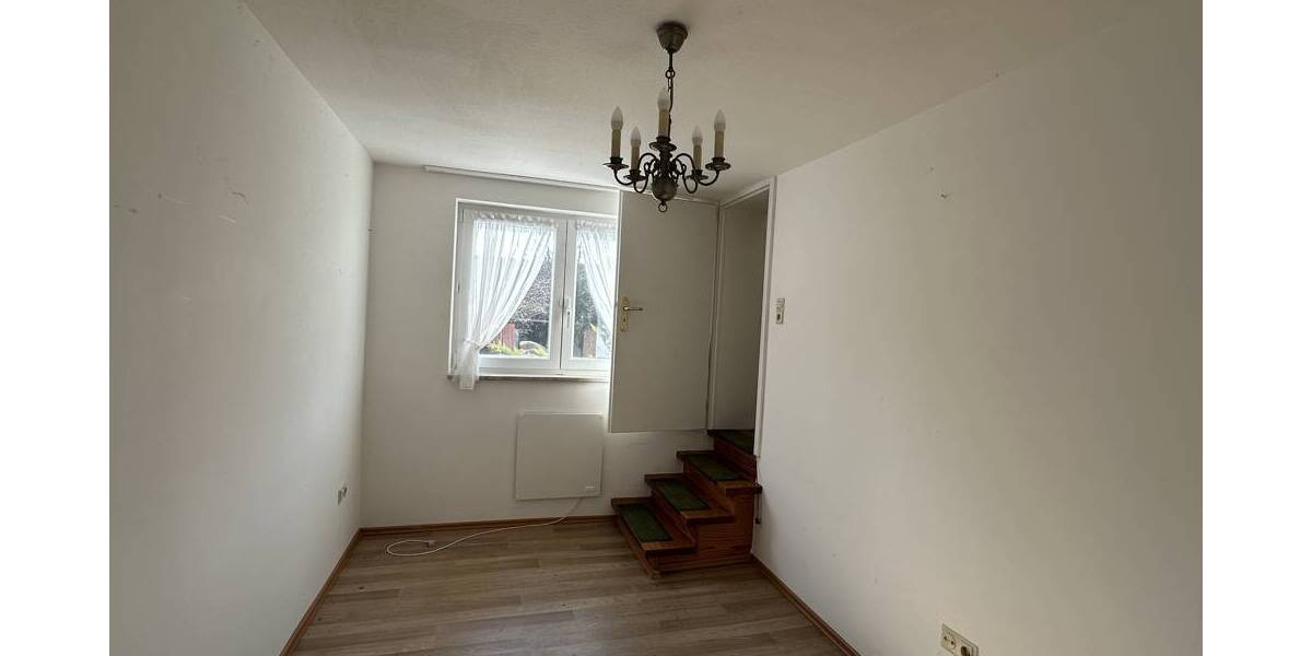 Einfamilienhaus Rottweil / Zepfenhan Zepfenhan - 7 Zimmer, 158 m&sup2;, 195.000&euro; | Angebot:26157441