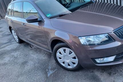 Skoda Octavia 134.000 km 9.999 &euro; Oberstdorf 87561