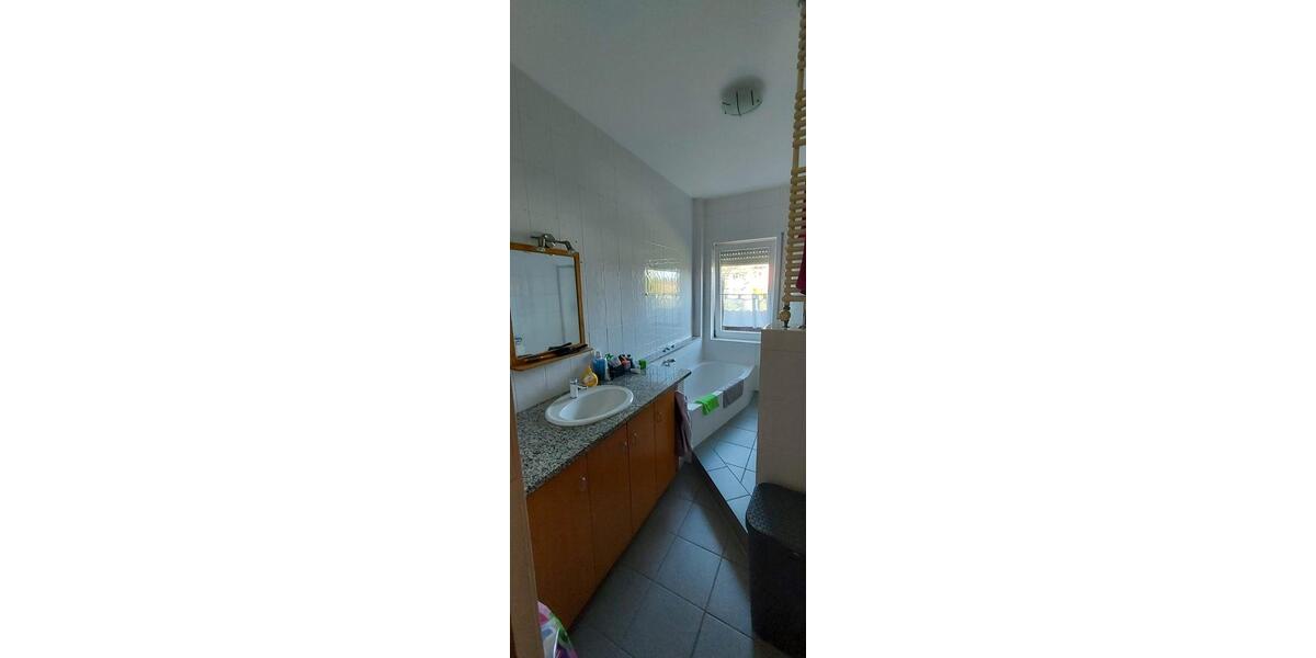 Dachgeschoßwohnung Schlüchtern - 3 Zimmer, 80 m&sup2;, 790&euro; | Angebot:26339688