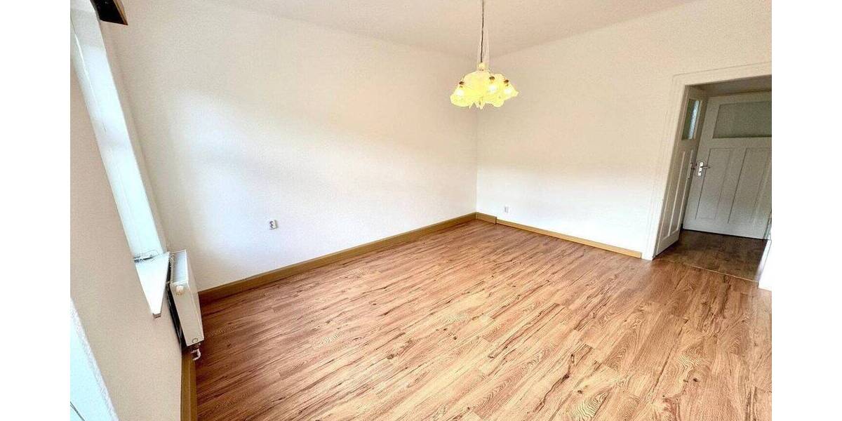 Etagenwohnung Aue - 2 Zimmer, 70 m&sup2;, 395&euro; | Angebot:26800585