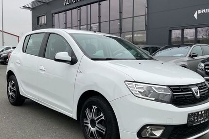 Dacia Sandero 25.475 km 5.997 &euro; Fürth 90763