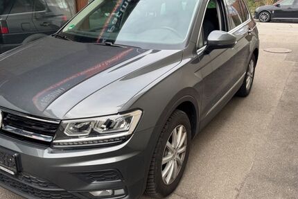 VW Tiguan 152.000 km 16.800 &euro; Fürstenfeldbruck 82256