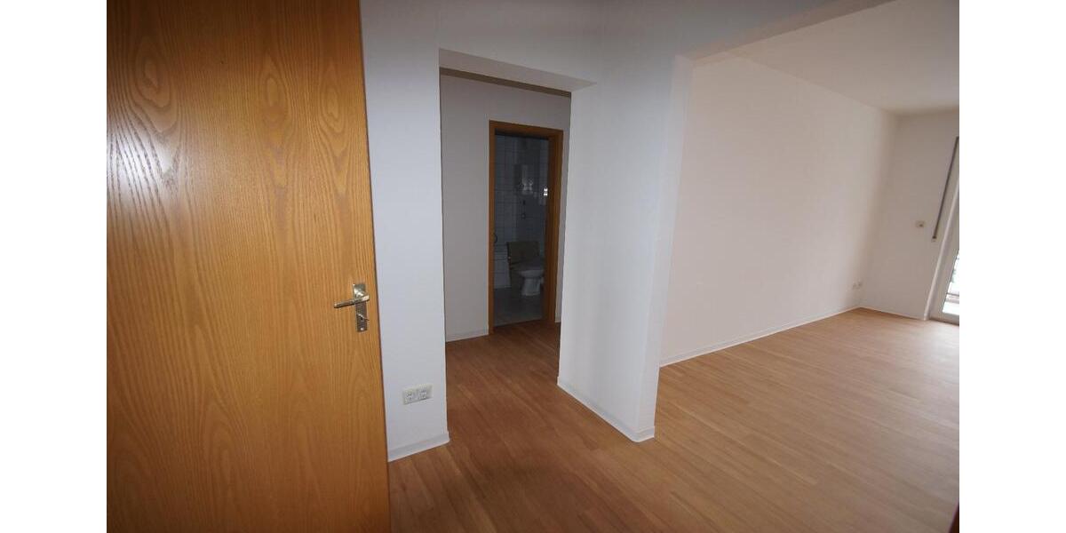 Dachgeschoßwohnung Neukloster - 3 Zimmer, 67 m&sup2;, 649&euro; | Angebot:25641407