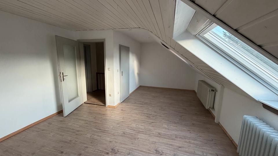 Reihenhaus Marktredwitz - 9 Zimmer, 150 m&sup2;, 269.000&euro; | Angebot:27178841