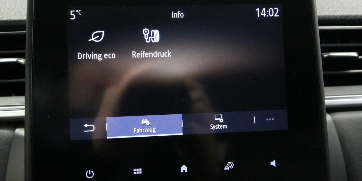 Renault Captur II 1.3 TCe 130 Experience NAVI+LED+AHK 90.917 km 13.900 &euro; Hagenow 19230