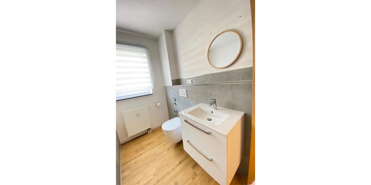 Frisch sanierte 2-Zimmer-Wohnung mit EBK & Stellplatz 2 zimmer