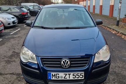 VW Polo 229.500 km 1.999 &euro; Mönchengladbach 41065
