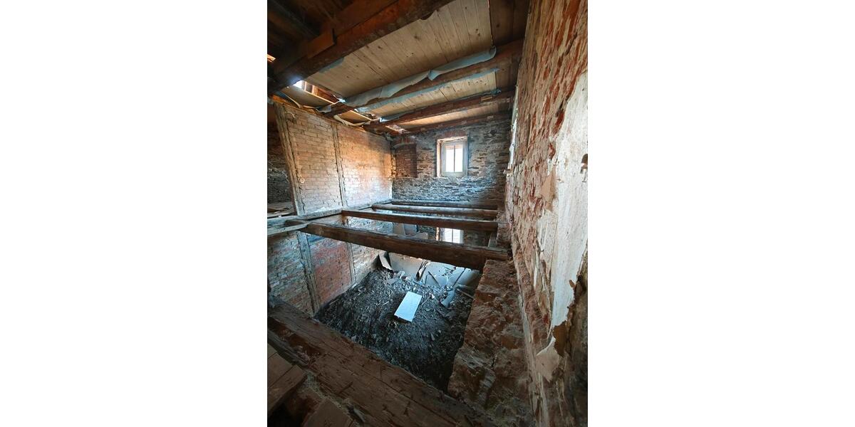 Einfamilienhaus Brand-Erbisdorf Erbisdorf - 7 Zimmer, 170 m&sup2;, 145.000&euro; | Angebot:26504889