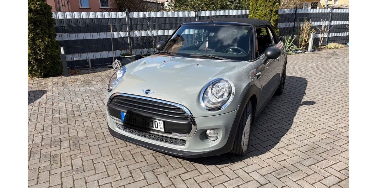 Mini One Cabrio 17.400 km 15.000 &euro; Sangerhausen 06526