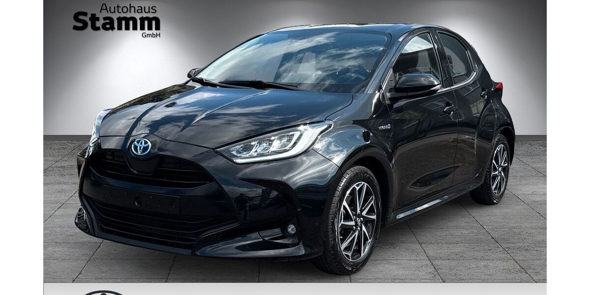 Toyota Yaris 37.701 km 18.990 &euro; Arnsberg-Neheim 59755