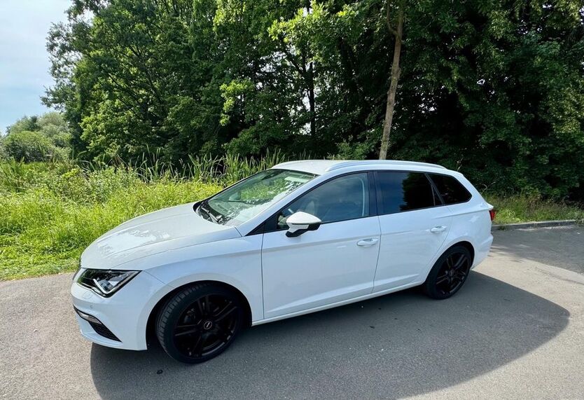 Seat Leon 64.000 km 18.750 € Fürth 90768