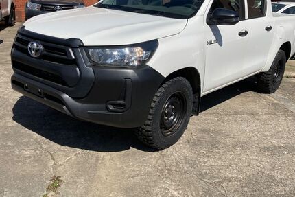 Toyota Hilux 58.000 km 29.750 &euro; Heinsberg 52525
