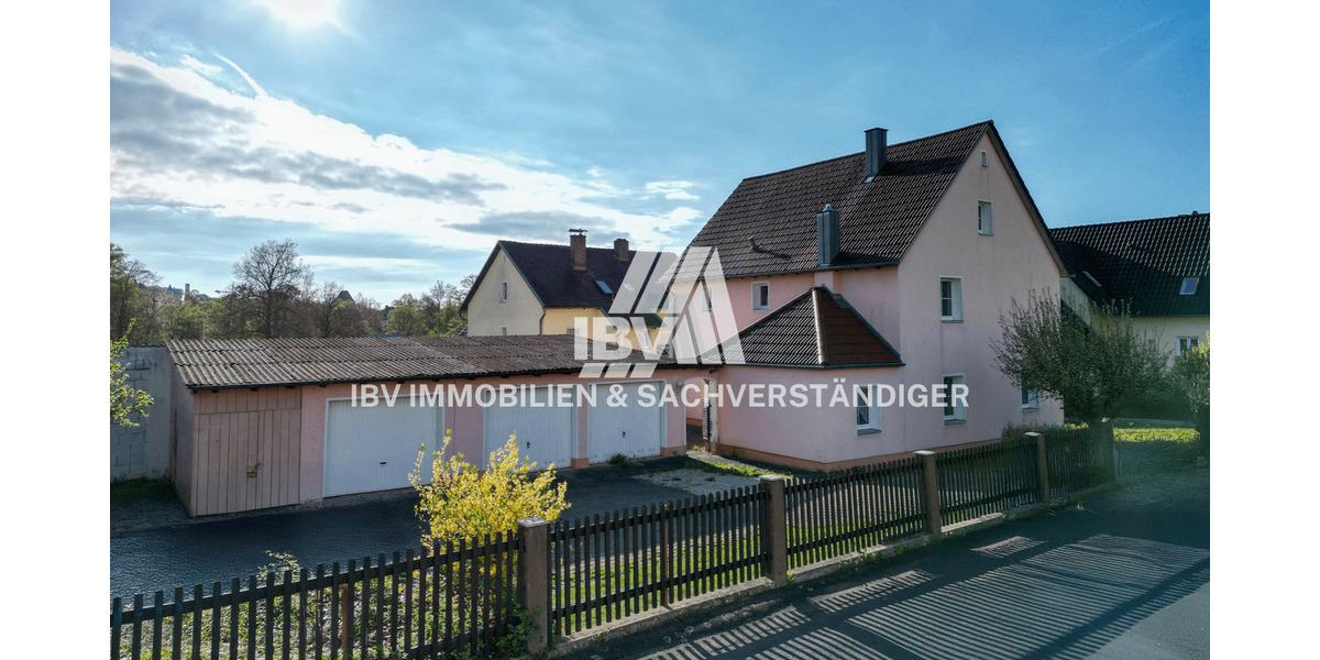 Ruhig. Zentral. Besonders - Charmantes Einfamilienhaus in Amberg 6 zimmer