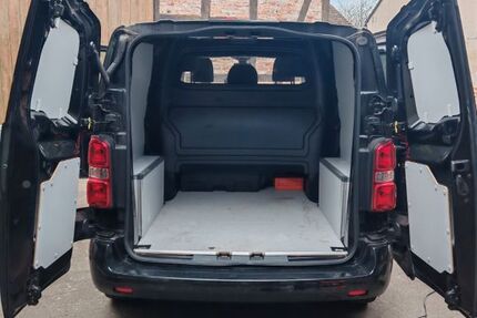 Opel Vivaro 64.000 km 22.900 &euro; Berlin 13595