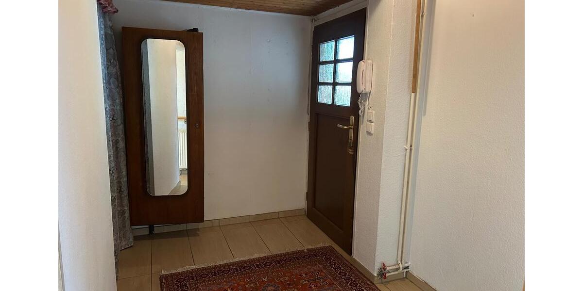 Baugrundstück mit kleinem massiven Wohnhaus 2 zimmer