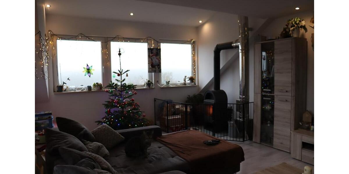 Dachgeschoßwohnung Roth - 3.5 Zimmer, 82 m&sup2;, 199.000&euro; | Angebot:25162874