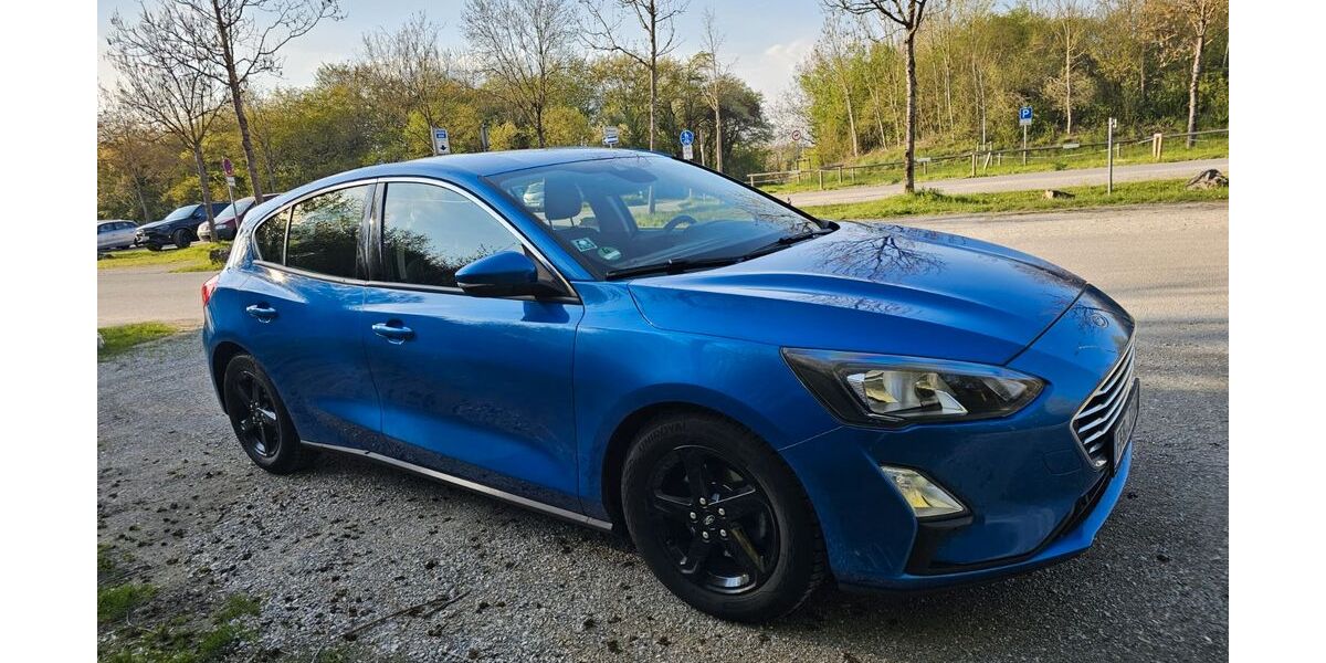 Ford Focus 171.600 km 11.490 &euro; Fürstenfeldbruck 82256