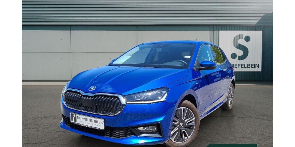 Skoda Fabia 31.430 km 17.980 &euro; Hoyerswerda 02977