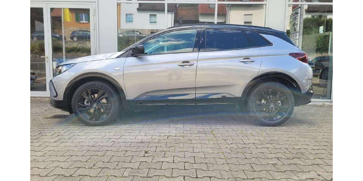 Opel Grandland X 8.000 km 34.995 &euro; Osterburken/Baden 74706