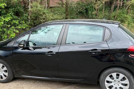 Peugeot 208 148.190 km 5.790 &euro; Lampertheim 68623