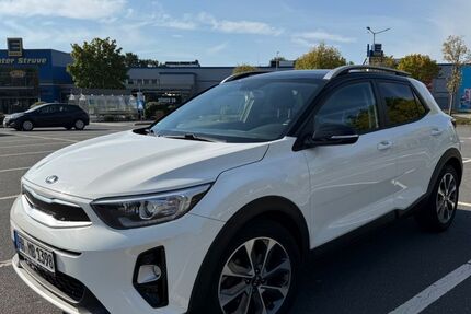 Kia Stonic 72.000 km 13.500 &euro; Hamburg 22527