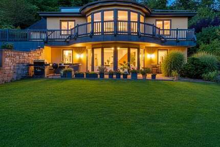 Haus Schleswig - 13 Zimmer, 360 m&sup2;, 699.900&euro; | Angebot:25529298