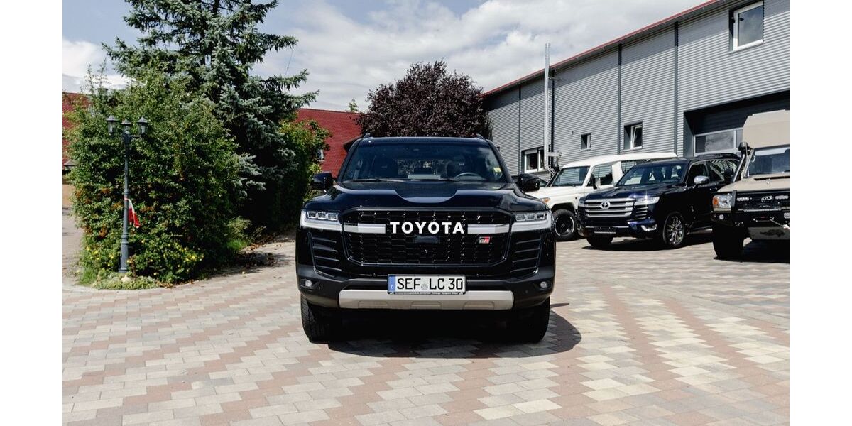 Toyota Land Cruiser 25.000 km 150.000 &euro; Markt Bibart 91477