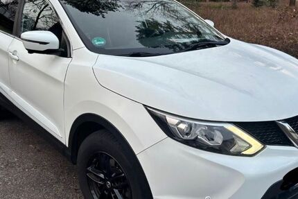 Nissan Qashqai 96.800 km 13.100 &euro; Bergisch Gladbach 51427
