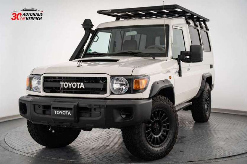 Land Cruiser