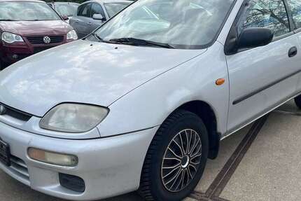Mazda 323 111.000 km 600 &euro; Falkensee 14612