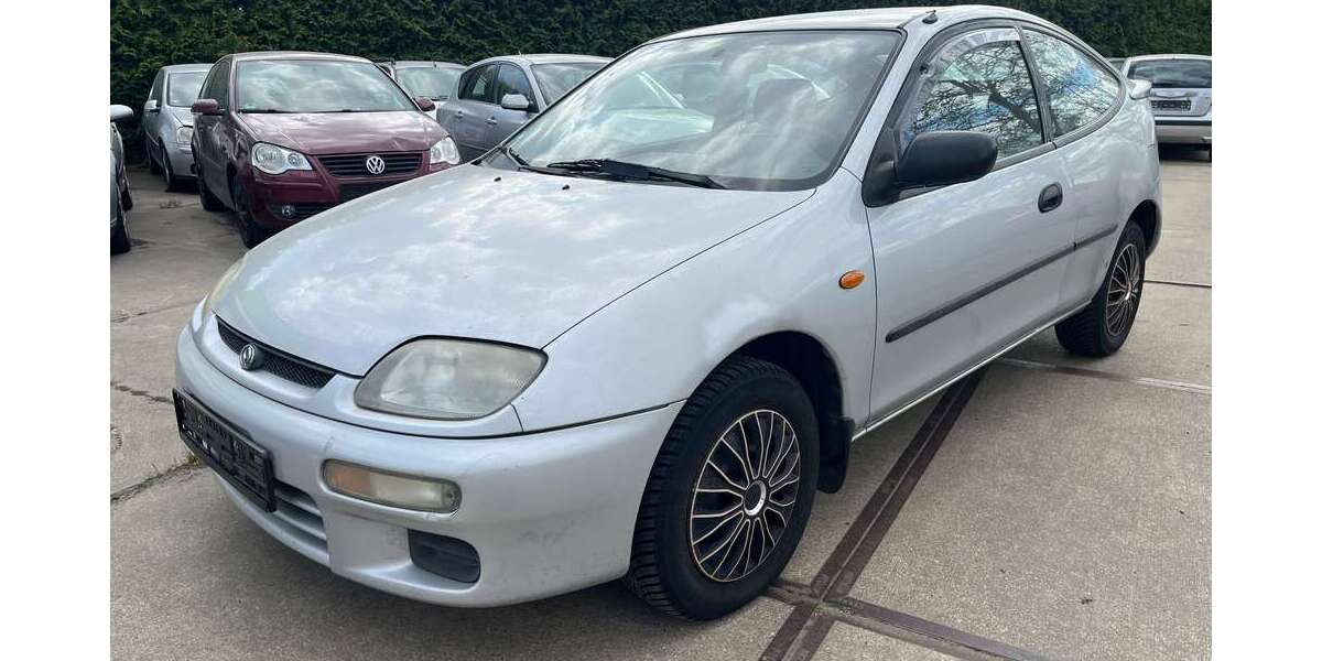 Mazda 323 111.000 km 600 &euro; Falkensee 14612