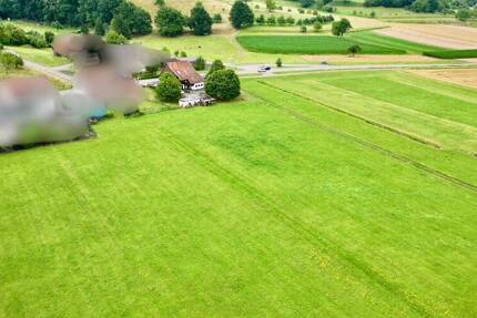RESERVIERT-Großzügiges Baugrundstück mit Wiesengrundstücken & Wohnhaus in idylischer Lage von Sexau zimmer