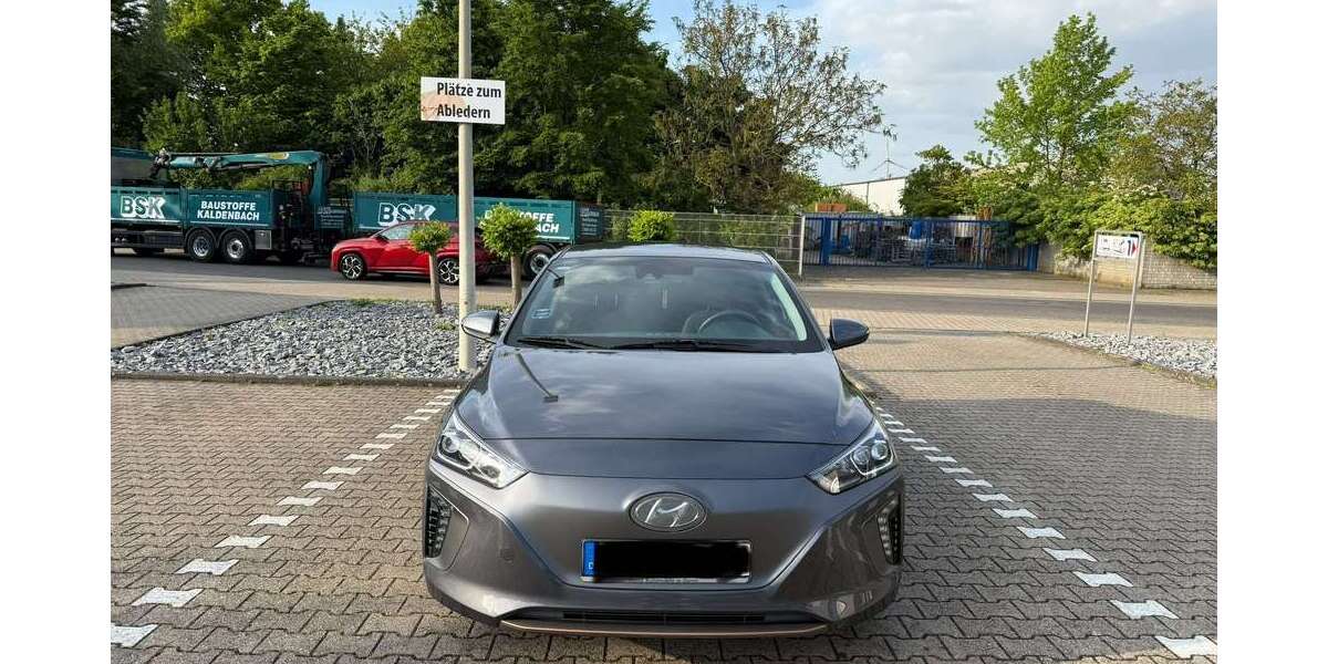 Hyundai IONIQ 120.000 km 12.500 &euro; Wiehl 51674