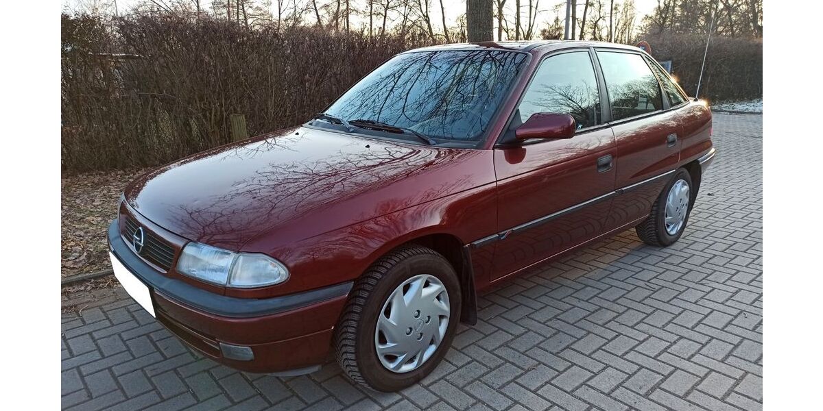 Opel Astra 128.346 km 2.250 &euro; Langenhagen 30851