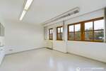 Gewerbeobjekt Nittendorf - 9 Zimmer, 169 m&sup2;, 1.495&euro; | Angebot:24750146