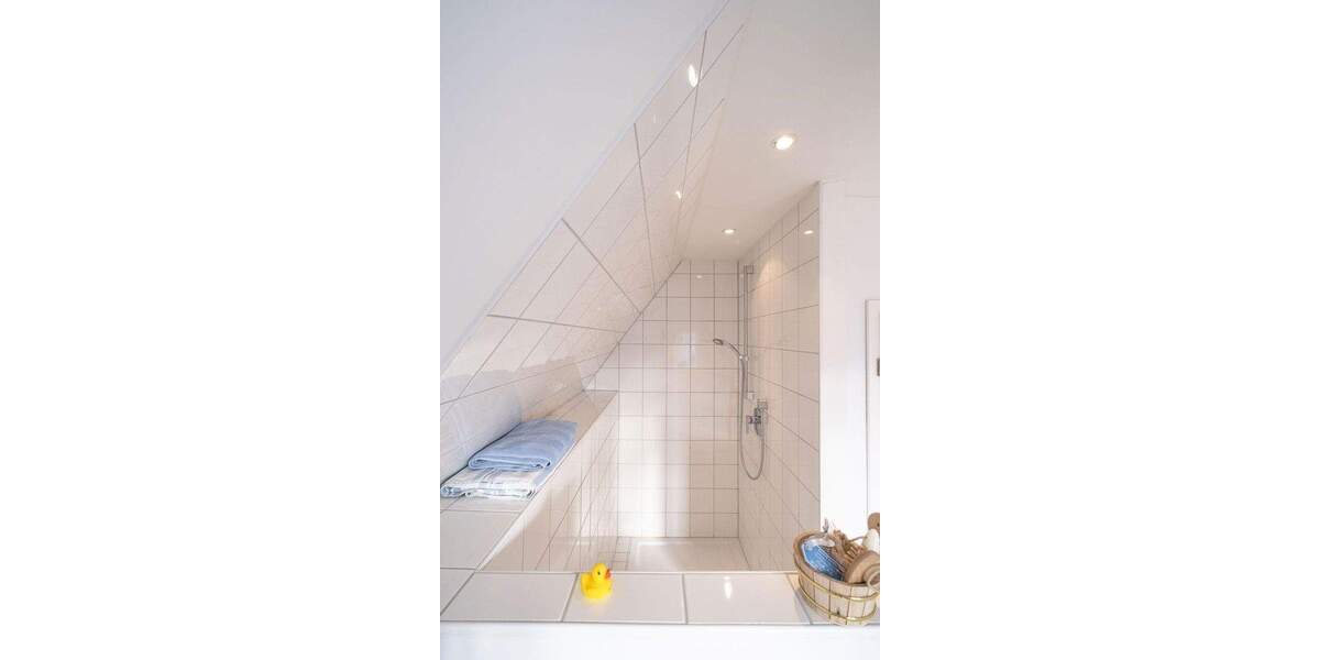 Einfamilienhaus Maikammer - 5 Zimmer, 130 m&sup2;, 1.600&euro; | Angebot:25724290