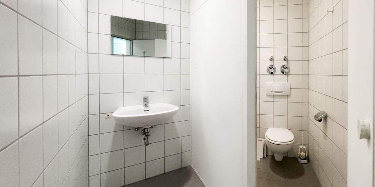 Gewerbeobjekt Stahnsdorf - 5 Zimmer, 253 m&sup2;, 2.406&euro; | Angebot:23956450