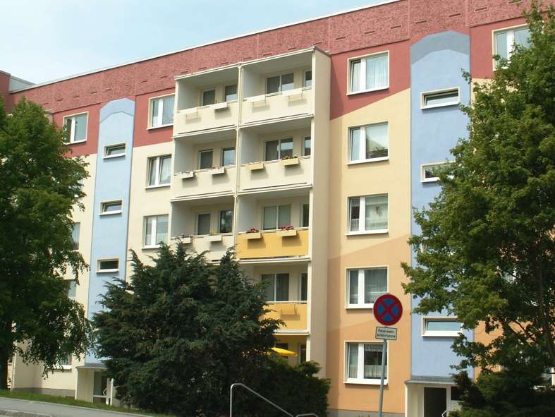 Etagenwohnung Freital Zauckerode - 3 Zimmer, 65 m&sup2;, 378&euro; | Angebot:26838466